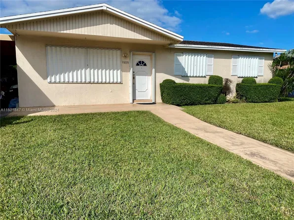 11855 SW 203rd Ter, Miami, FL 33177