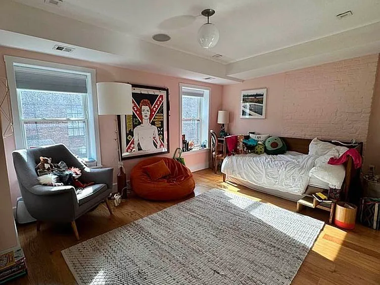 438 Hancock St #2 — Photo 26