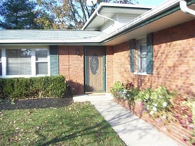 3rd image of 8120 Philadelphia Dr