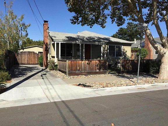 3rd image of 3619 Park Blvd