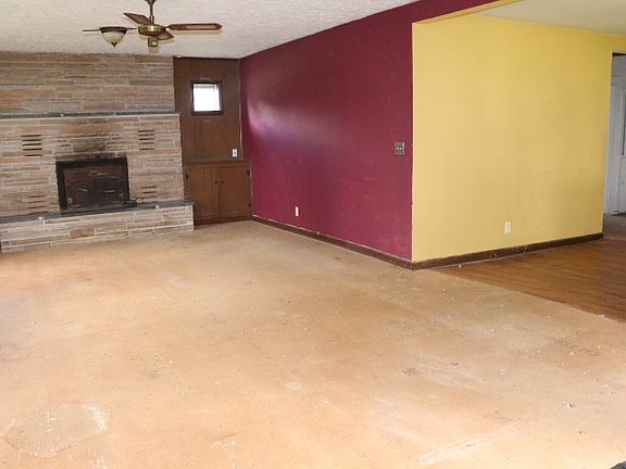 3rd image of 5651 SE 60th St
