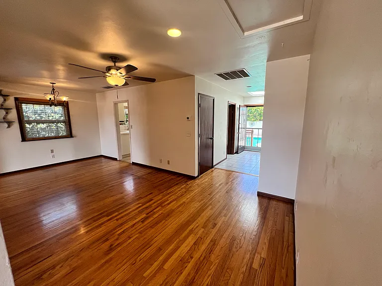 3531 Alcott St — Photo 9