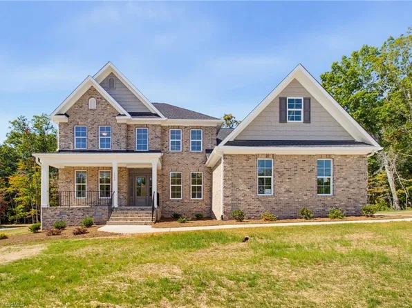 4035 Estate Dr, Lewisville, NC 27023