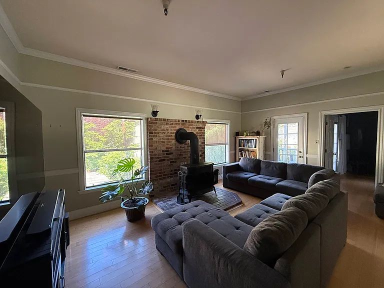 2209 I St — Photo 24