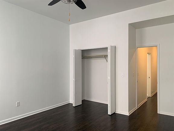5th image of 932 James St APT 4
