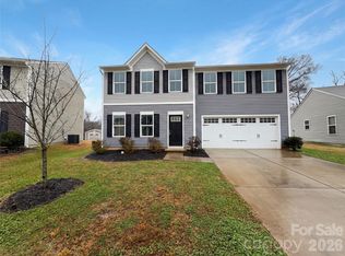 2511 Willow Pond Ln SE, Concord, NC 28025