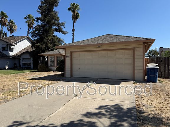 2nd image of 15050 Hollyhock Ct