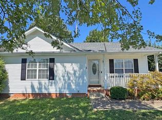 310 Congressman Dr, Clarksville, TN 37042