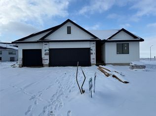 1622 NW Benjamin Dr, Ankeny, IA 50023