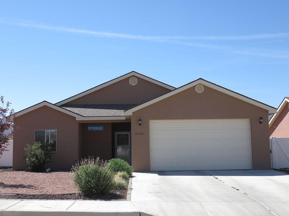 1st image of 4701 Primavera Dr