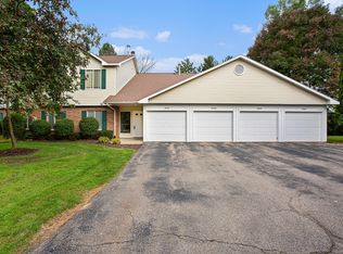 3141 Windcrest Dr NE, Grand Rapids, MI 49525