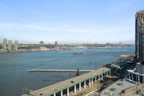 Sold by Douglas Elliman | media 8