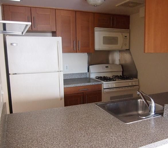 2nd image of 200 Schermerhorn St