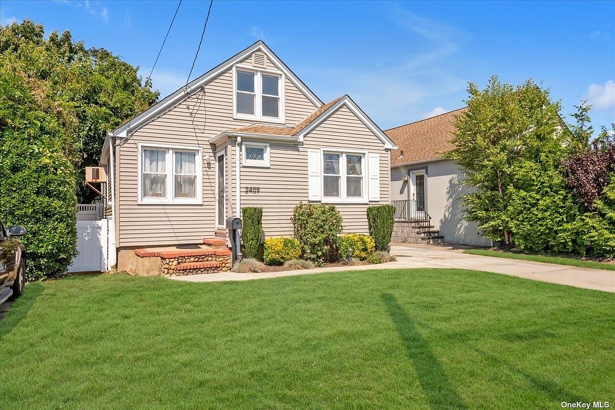 2409 Wood Avenue, Bellmore, NY 11710 MLS 3501677 Zillow