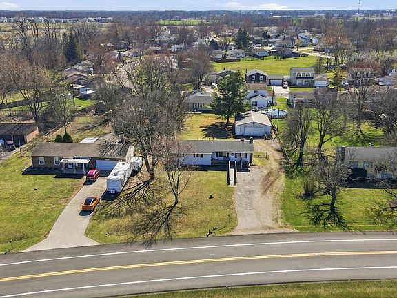 2nd image of 6567 Hall Rd