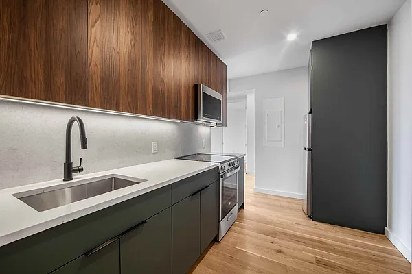 Rented by Doorway NYC, LLC | media 13