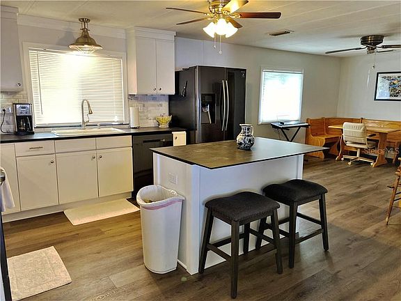 3rd image of 7216 Mount Georgetown Dr NE #555
