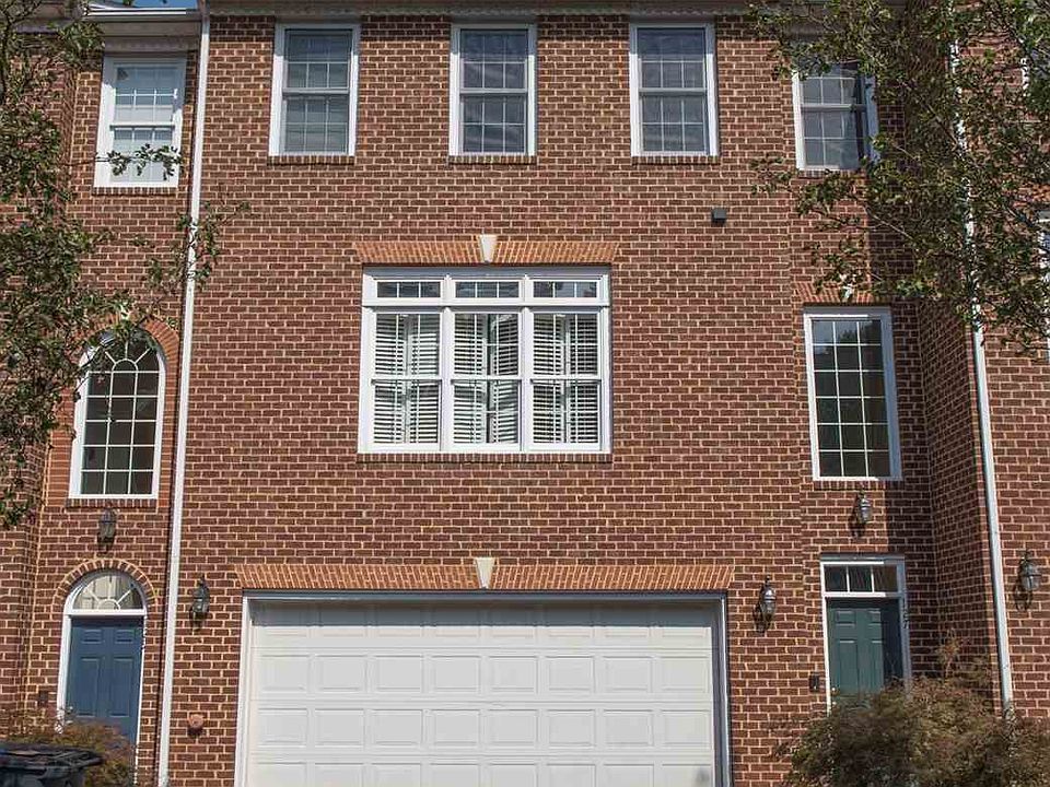 1st image of 127 Blue Stone Hill Dr