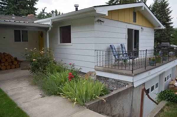 635 SW Summer Pullman Exterior Patio