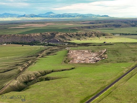4th image of 39872 Us Highway 87