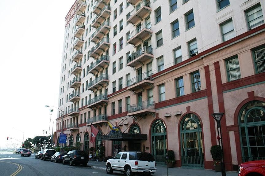 1st image of 455 E Ocean Blvd APT 911