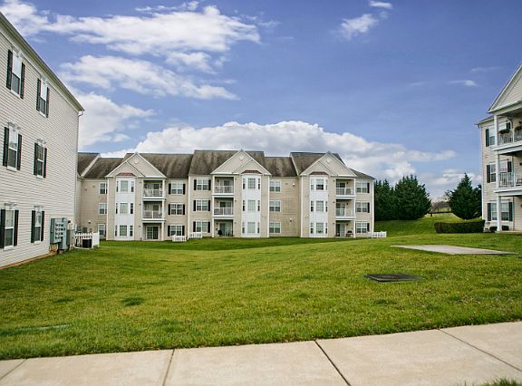 4th image of 407 Aggies Cir Unit 7