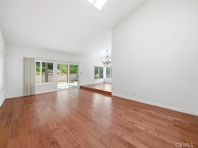 1736 Kingham Way — Photo 6