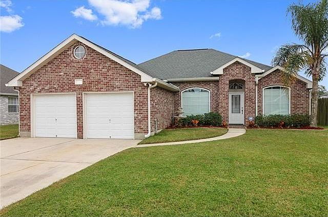 1st image of 103 Nicole Dr
