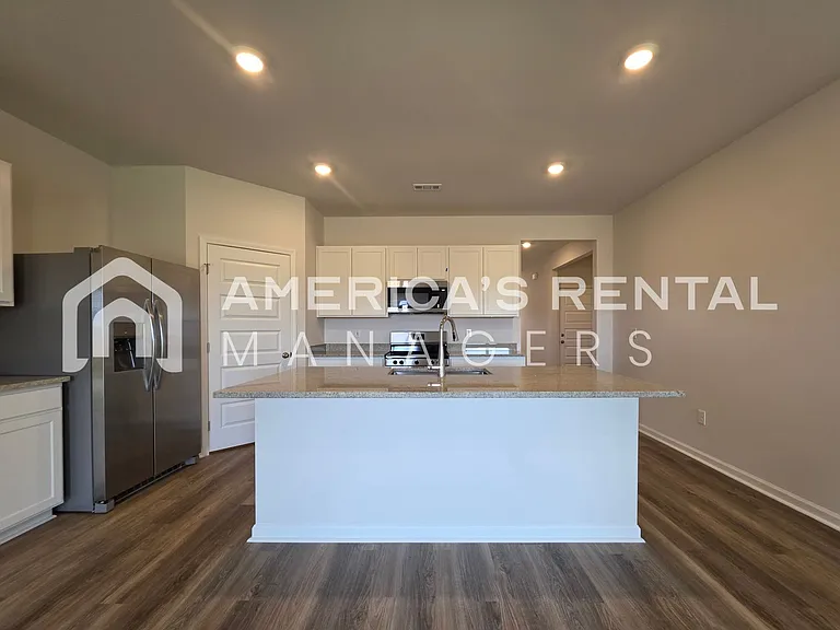 177 Keller Dr — Photo 31