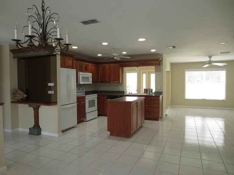 3132 Brunswick Cir — Photo 21