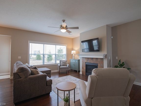 3rd image of 158 Larimar Dr