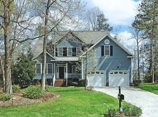 109 Avenel Ln, Clayton, NC 27527