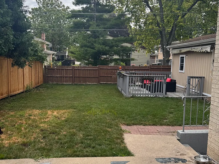 517 S Dryden Pl — Photo 13