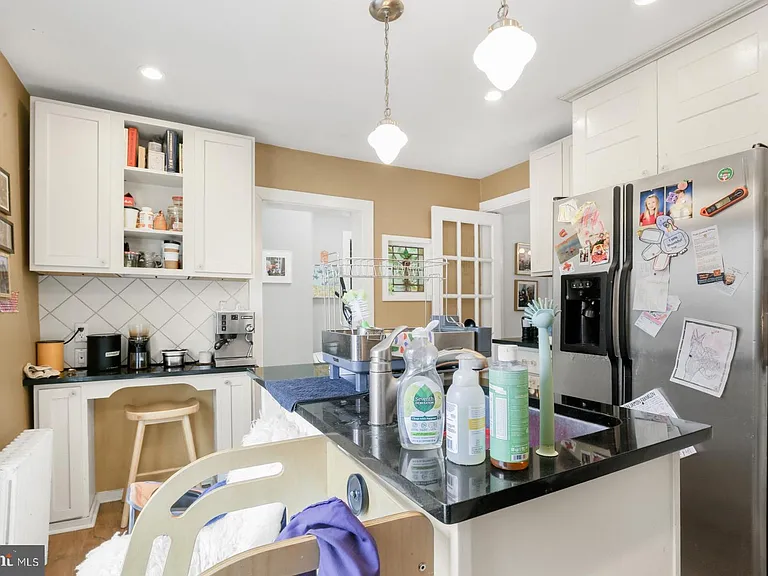 1631 E Berks St — Photo 10