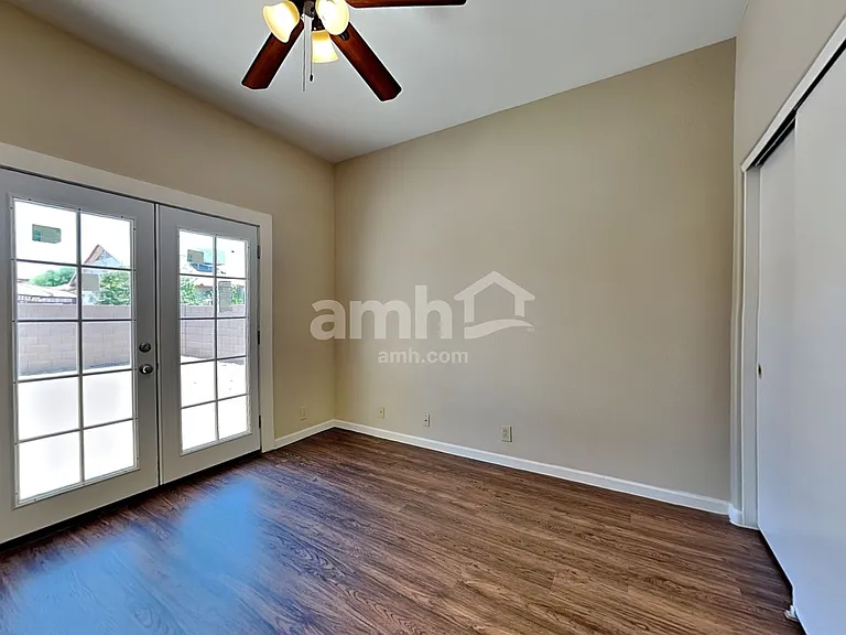 10235 W Missouri Ave — Photo 16