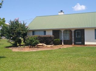 621 Garland Rd, Locust Grove, GA 30248