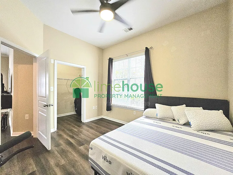 1400 Granby St #104 — Photo 13