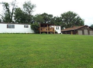 146 Smith Rd, Hookstown, PA 15050