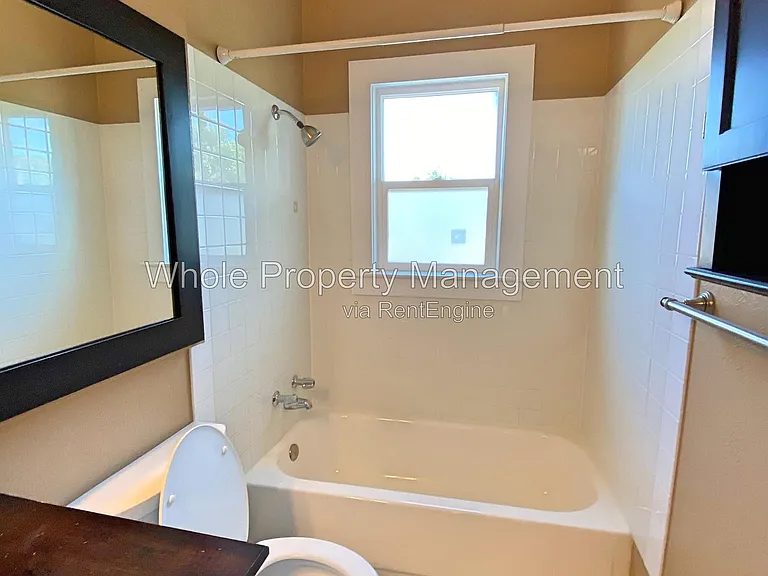 2046 N Ogden St — Photo 18