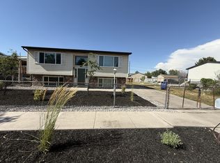1838 W New York Dr, Salt Lake City, UT 84116