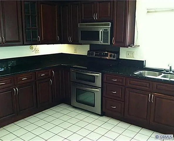 Granite Counters and Stainless Appliances