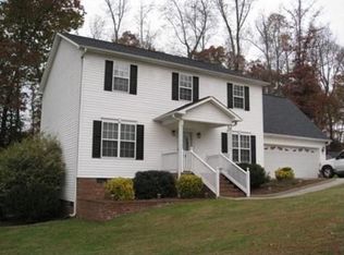 25 Whitaker Pl, Thomasville, NC 27360