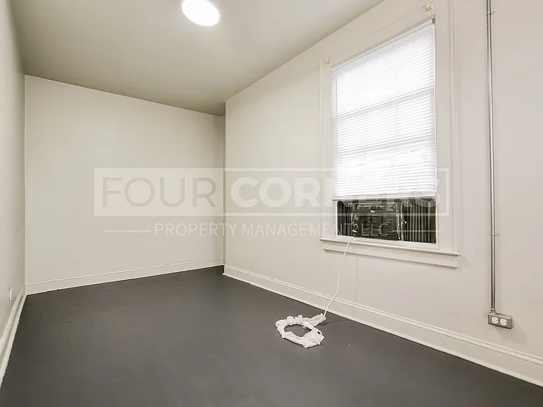 517 Willow Street — Photo 13