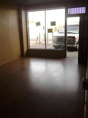 1st image of 2517 N Stone Ave #5