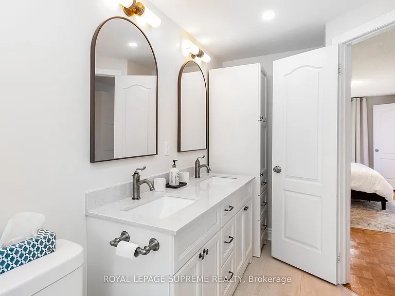16 Lightbourn Ave — Photo 36