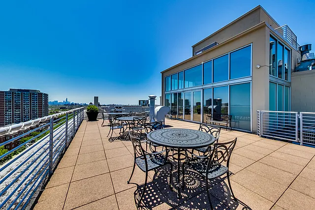 4350 N Broadway St #503 — Photo 18