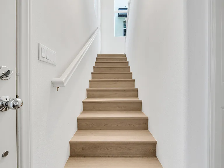 10532 Wilding Dr — Photo 8