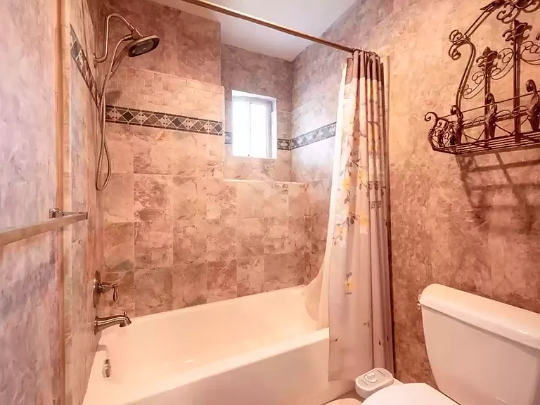 111 Pine Valley Ct — Photo 20