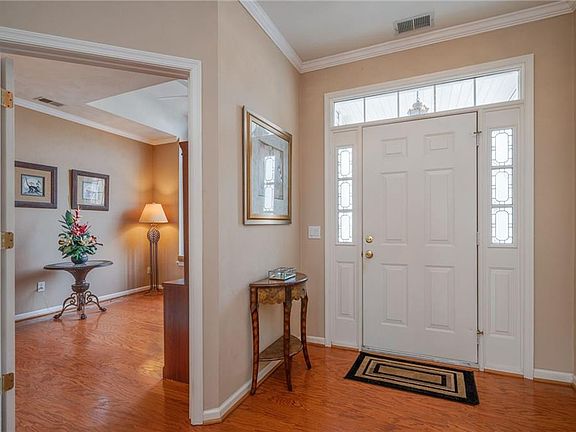 5th image of 2605 Wonderland Ct
