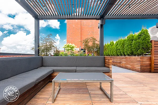 Rented by MySpaceNYC | media 31